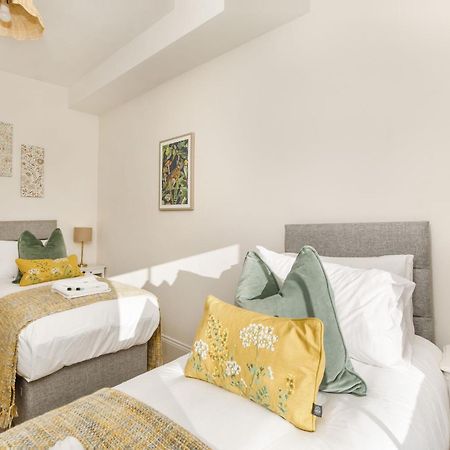 Modern 3 Bed Beautiful House In York Vila Exterior foto